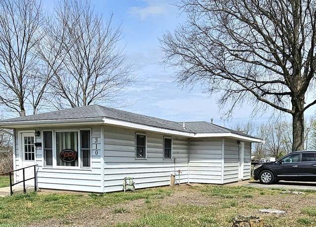 Property at 310 W 19th St, Baxter Springs, KS 66713, 1 bed, 0.5 baths