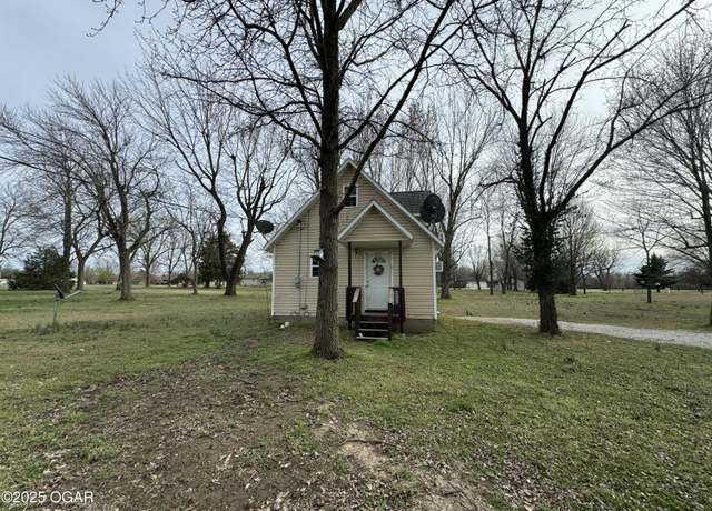 Property at 25232 Marion Ave, Joplin, MO 64801, 1 bed, 1 bath