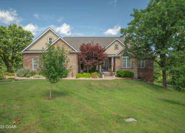 Property at 5650 Robinwood Rd, Loma Linda, MO 64804, 6 beds, 4.5 baths