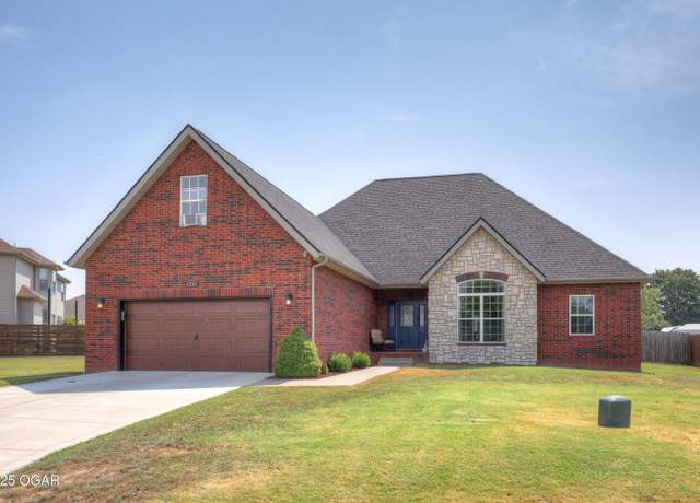 Property at 3201 N Chandler Ave, Joplin, MO 64801, 3 beds, 2 baths