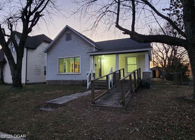 Property at 1148 S Pennsylvania Ave. Ave, Joplin, MO 64801, 3 beds, 1 bath