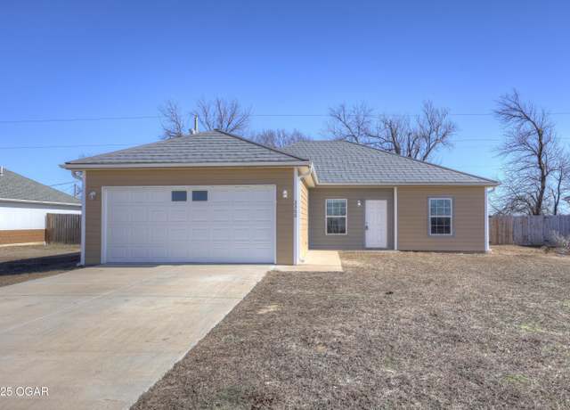 Property at 3300 CC Ave, Baxter Springs, KS 66713, 3 beds, 2 baths