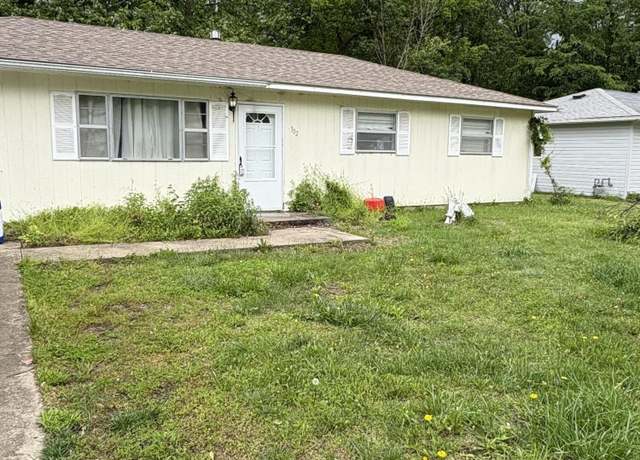 Property at 302 St James, Neosho, MO 64850, 3 beds, 1 bath