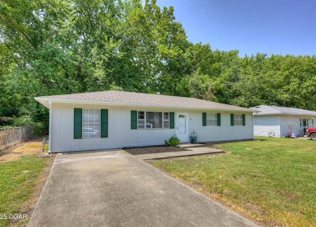 Property at 302 St James, Neosho, MO 64850, 3 beds, 1 bath