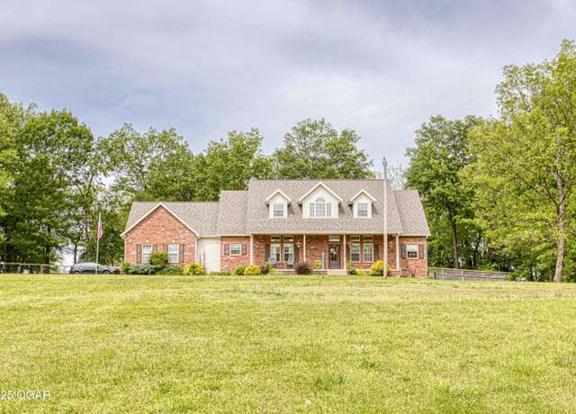 Property at 1964 N East St, Webb City, MO 64870, 6 beds, 3.5 baths