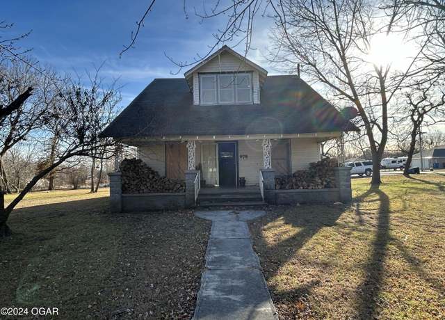 Property at 978 Central St, Oronogo, MO 64855, 4 beds, 2 baths