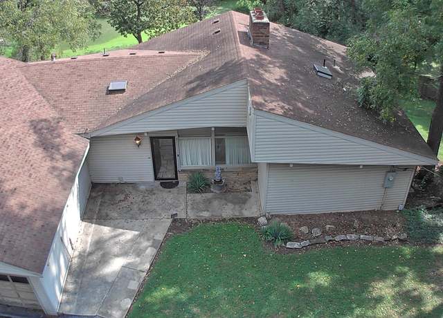 Property at 101 W Secluded Ln, Nixa, MO 65714, 5 beds, 2 baths