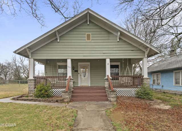 Property at 520 S Ball St, Webb City, MO 64870, 2 beds, 1 bath