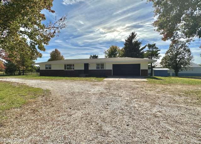 Property at 1400 Birch Rd, Sarcoxie, MO 64862, 2 beds, 2 baths