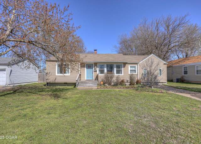 Property at 2815 E Markwardt, Joplin, MO 64801, 3 beds, 1.5 baths