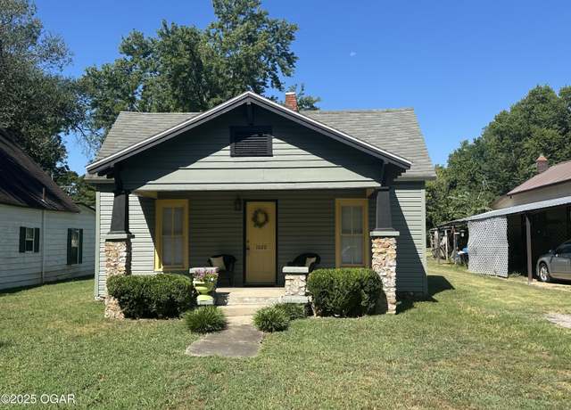 Property at 1020 Seneca Ave, Seneca, MO 64865, 2 beds, 1 bath