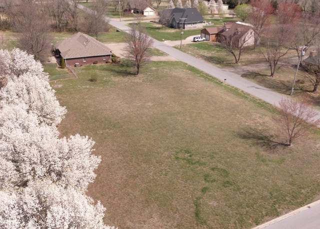 Property at 404 E 2nd Ter, Lamar, MO 64759