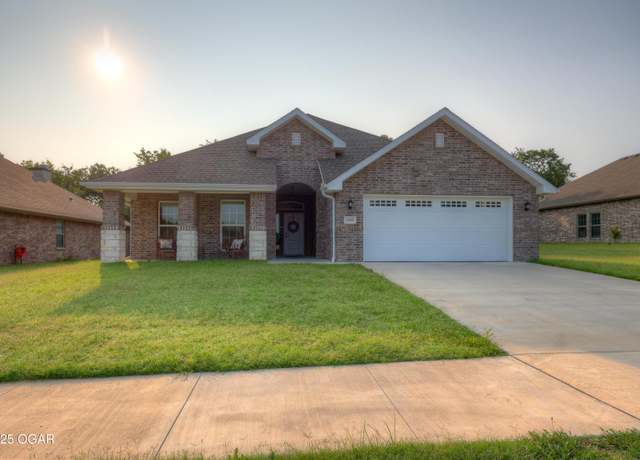 Property at 1859 Boyer Pl, Webb City, MO 64870, 4 beds, 3 baths