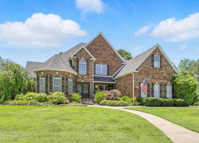 Property at 418 Briarwood Ridge Rd, Carl Junction, MO 64834, 5 beds, 4.5 baths