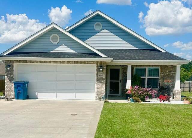 Property at 4117 Plumthicket, Joplin, MO 64801, 3 beds, 2 baths