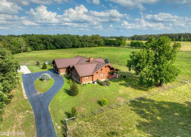 Property at 560 County Road 170, Diamond, MO 64840, 4 beds, 4 baths