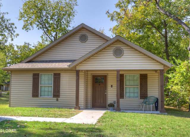 Property at 214 S Brownell, Joplin, MO 64804, 3 beds, 2 baths