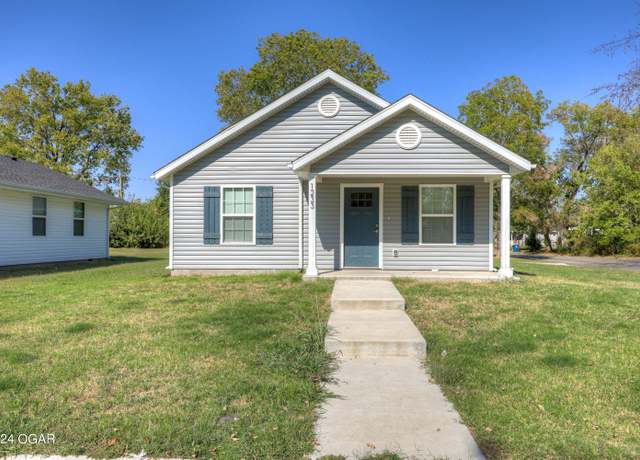 Property at 1233 W 9th St, Joplin, MO 64804, 3 beds, 2 baths
