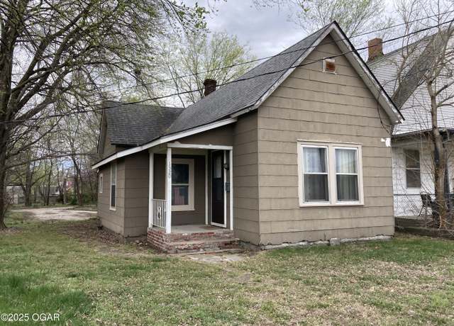 Property at 1320 W 4th St, Joplin, MO 64801, 2 beds, 1 bath