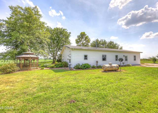 Property at 929 Us-160, Lamar, MO 64759, 2 beds, 2 baths