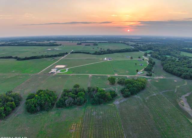 Property at 9280 Nova Road Rd, Carthage, MO 64836, 18 beds, 9 baths