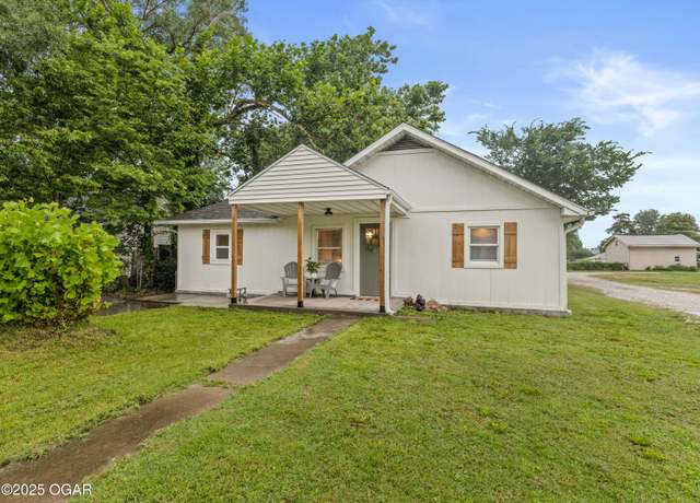 Property at 1619 W 2nd St, Joplin, MO 64801, 4 beds, 2 baths