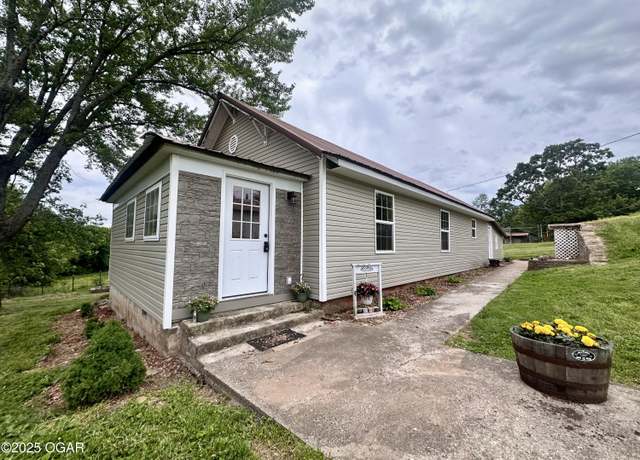 Property at 4595 County Road 10, Sarcoxie, MO 64862, 3 beds, 2 baths