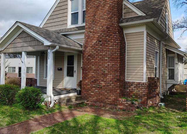 Property at 535 W Maple St, Columbus, KS 66725, 3 beds, 2 baths