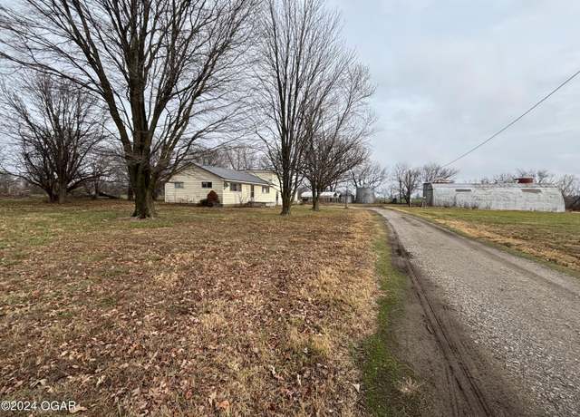 Property at 7607 NE 100th St, Pittsburg, KS 66762, 3 beds, 1 bath