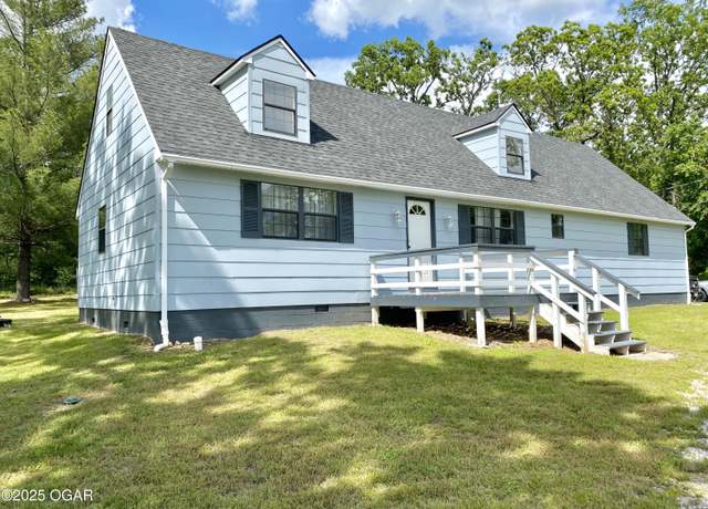 Property at 21522 Old Ritchey Rd, Granby, MO 64844, 4 beds, 2.5 baths