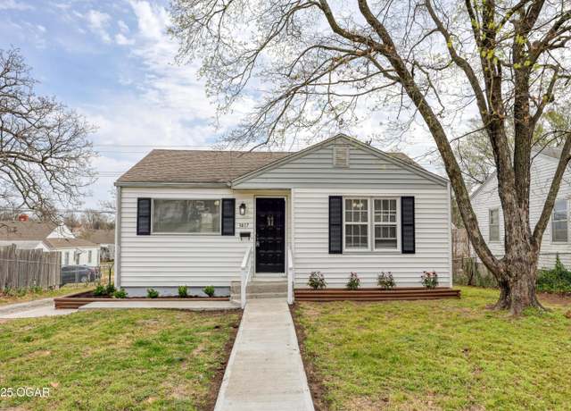 Property at 3417 S Joplin Ave, Joplin, MO 64804, 2 beds, 1 bath