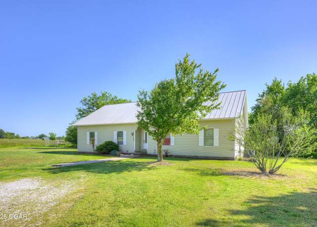 Property at 21103 Colt Ln, Diamond, MO 64840, 3 beds, 2 baths