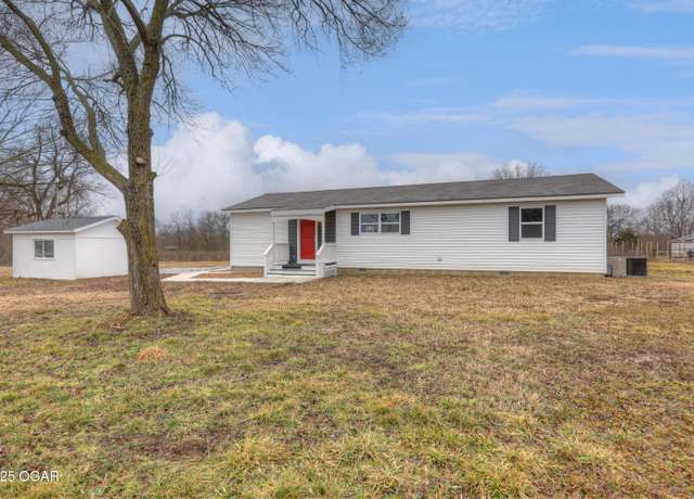 Property at 9637 County Rd 200, Webb City, MO 64870, 3 beds, 2 baths