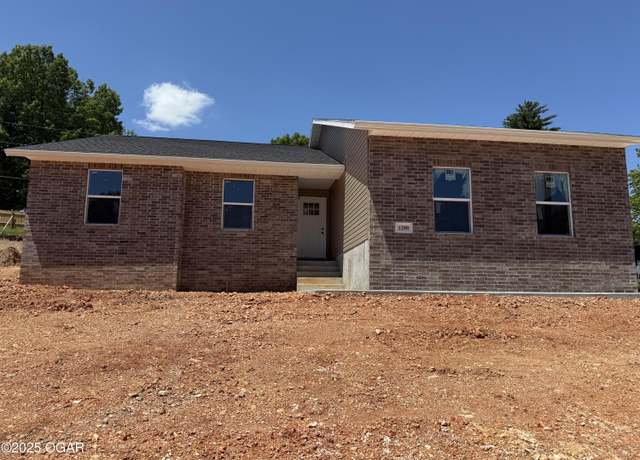 Property at 1200 Justins Trail Rd, Neosho, MO 64850, 3 beds, 2 baths