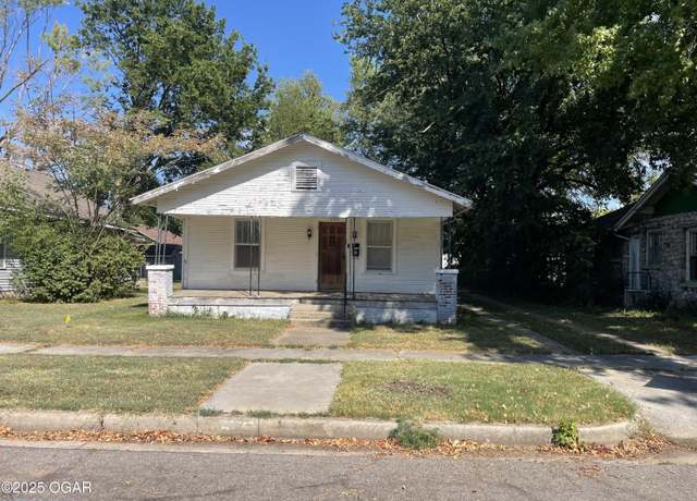 Property at 1909 S Porter Ave, Joplin, MO 64801, 2 beds, 1 bath