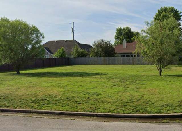 Property at Lot 40 N Greystone Sq, Webb City, MO 64870