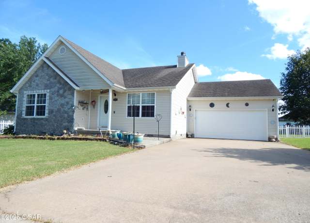 Property at 918 Caitlan Dr, Oronogo, MO 64855, 3 beds, 2 baths