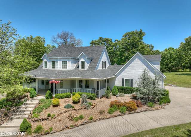 Property at 5121 Appaloosa Way, Loma Linda, MO 64804, 4 beds, 3.5 baths