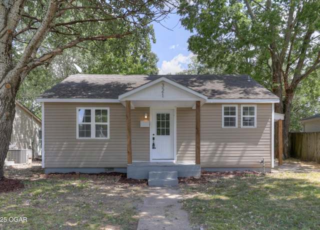 Property at 321 S Patterson Ave, Joplin, MO 64801, 2 beds, 1 bath