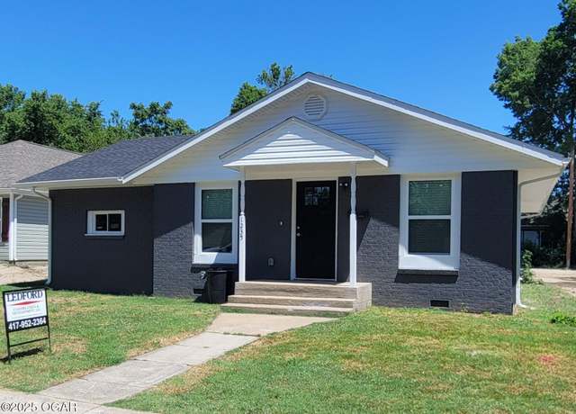 Property at 1235 W 9th St, Joplin, MO 64801, 4 beds, 1.5 baths