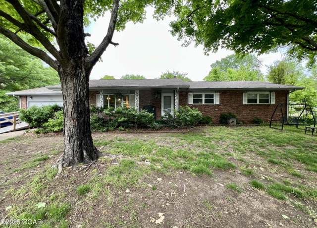 Property at 1321 Starlite Cir, Joplin, MO 64801, 3 beds, 2 baths