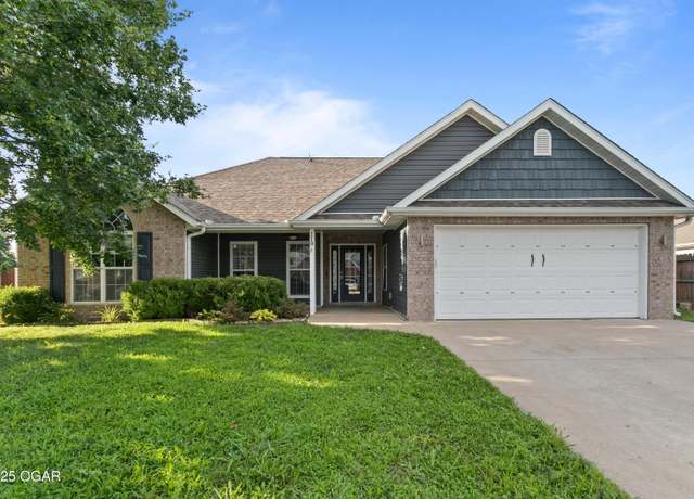 Property at 119 Jared Blvd, Webb City, MO 64870, 4 beds, 2 baths