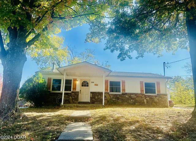 Property at 501 S Ozark Ave, Joplin, MO 64801, 4 beds, 2 baths
