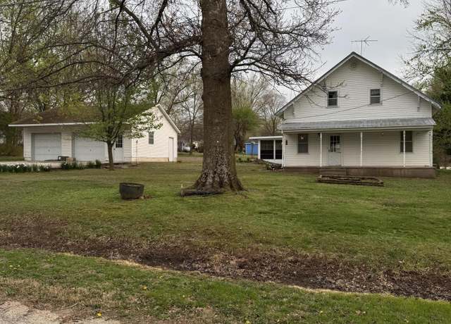 Property at 128 W 3rd St, Larussell, MO 64848, 4 beds, 3 baths