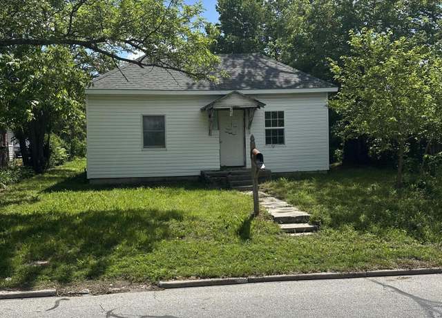 Property at 107 S St.louis Ave, Joplin, MO 64801, 2 beds, 1 bath