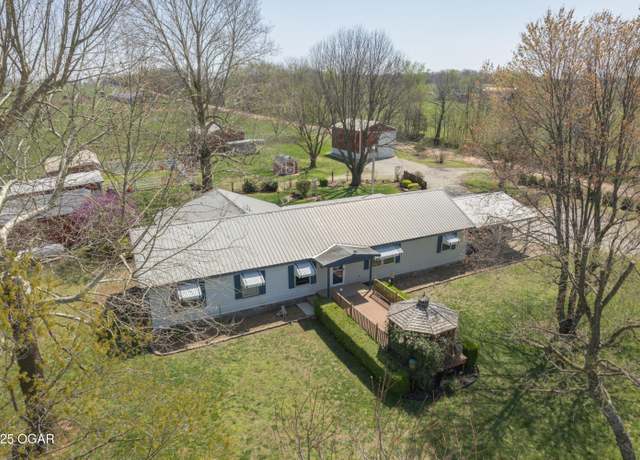 Property at 17941 Unicorn Rd, Stark City, MO 64866, 5 beds, 2 baths