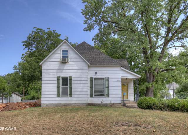 Property at 401 N Byers st Ave, Joplin, MO 64801, 3 beds, 2 baths