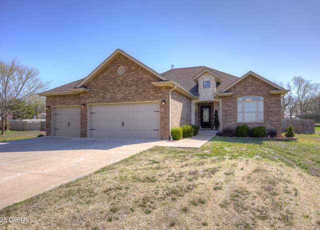 Property at 104 Split Rail Dr, Joplin, MO 64801, 4 beds, 2 baths