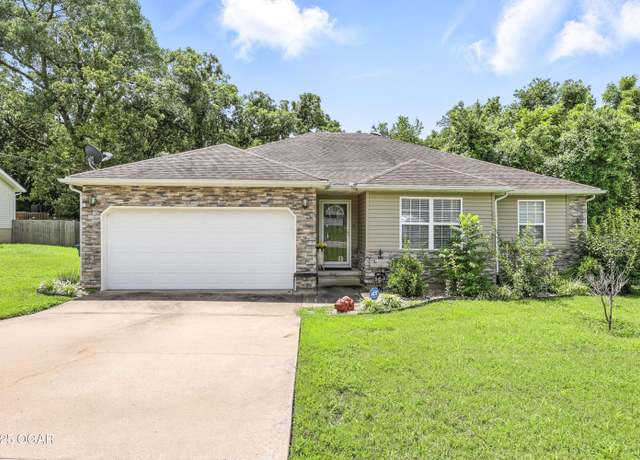 Property at 302 E 44th St, Joplin, MO 64804, 3 beds, 2 baths