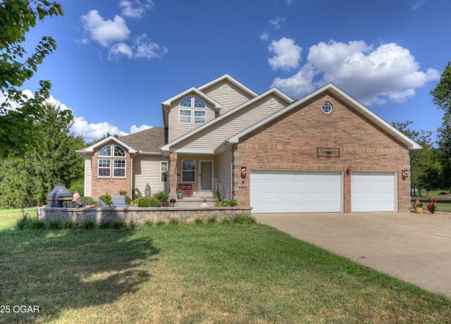 Property at 2166 Noah's Ark Ln, Carthage, MO 64836, 4 beds, 2.5 baths